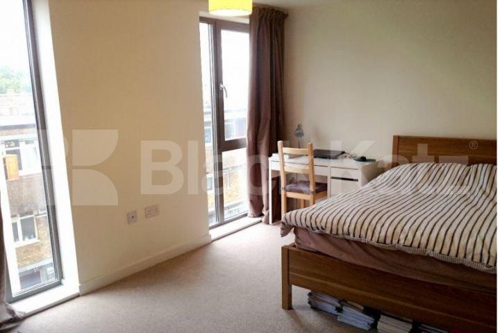 			1 Bedroom, 1 bath, 1 reception Apartment			 Crowder Street, Tower hill/ Shadwell